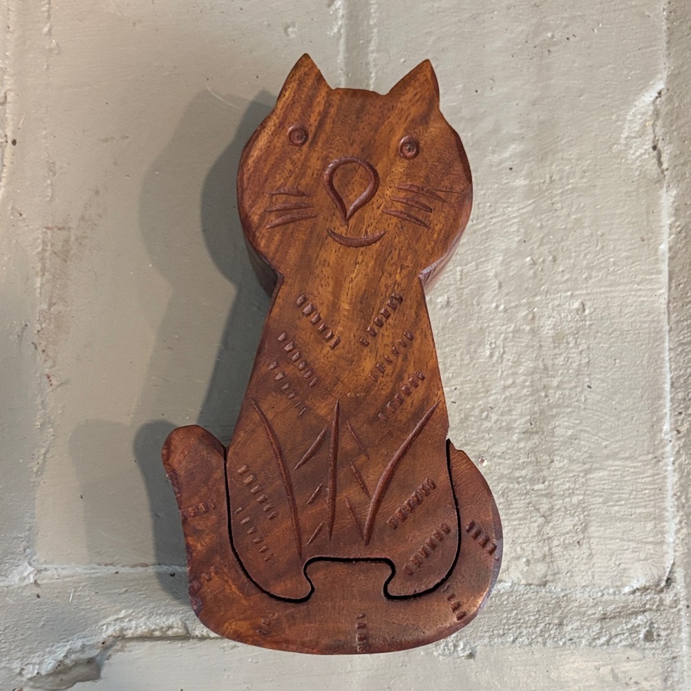 Handcrafted Wooden Cat‎ Puzzle Box/Trinket Box